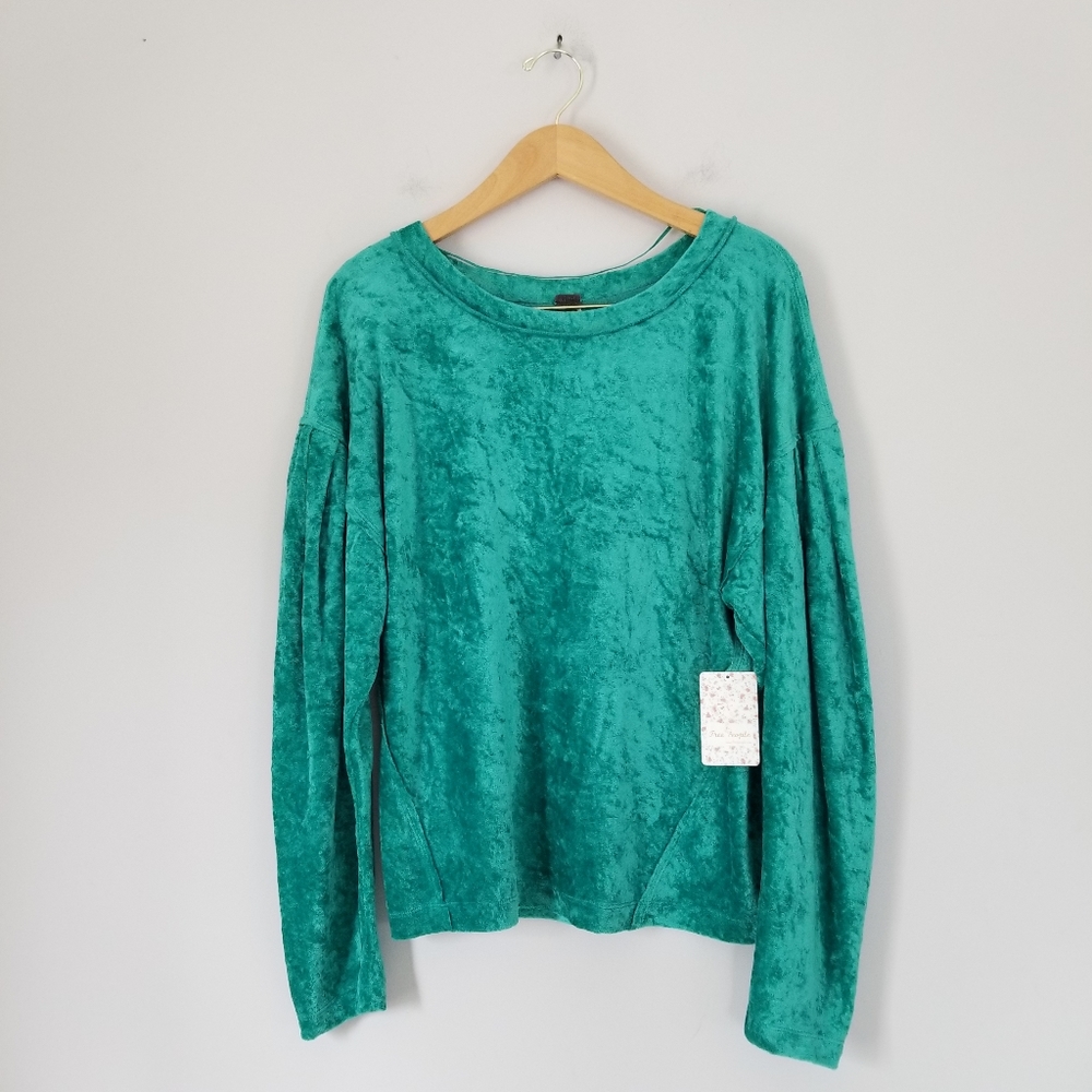 NWT Free People Milan Green Velvet Pullover